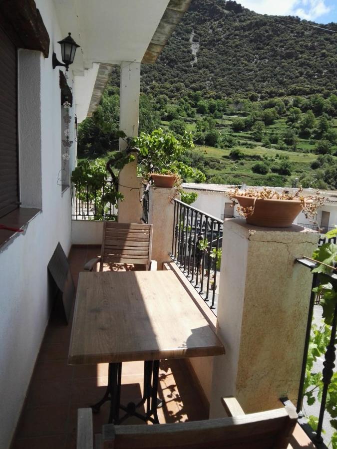 Al-Medin Apartment Trevelez Exterior photo